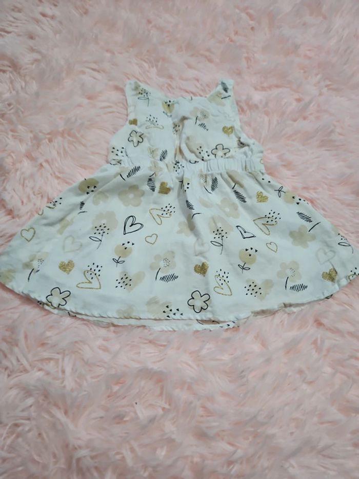 Robe bébé - photo numéro 2