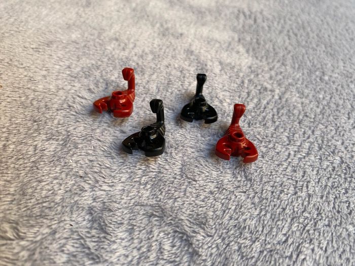 Lot de 4 scorpions lego noir et dark red - photo numéro 6