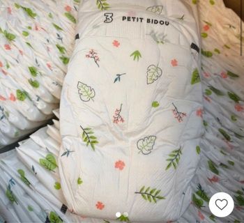 Lot 180 couches taille 3