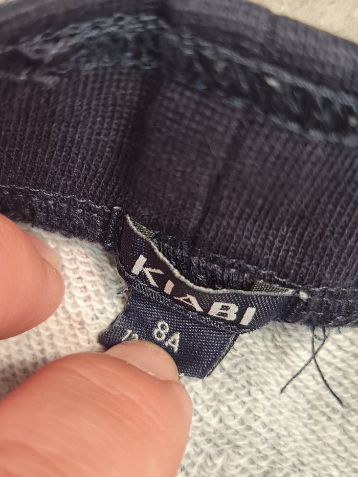 Pantalon fleuri kiabi 8 ans - photo numéro 3