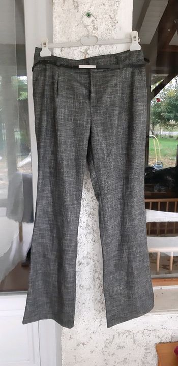 Joli pantalon gris