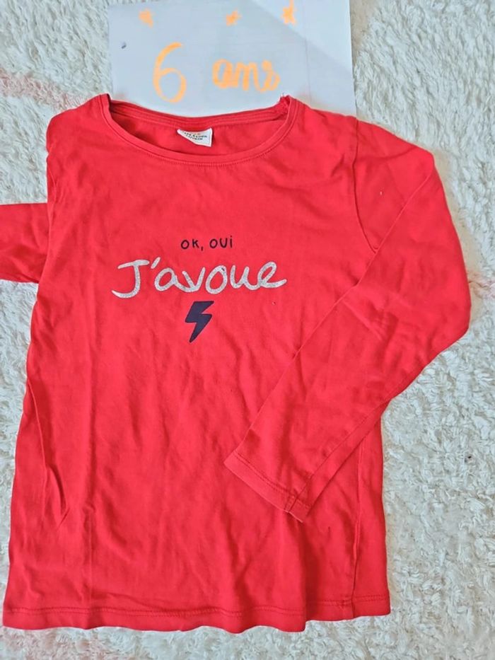 Pull tee shirt manche longue couleur rouge marque tao tape à l'oeil taille 6 ans - photo numéro 3
