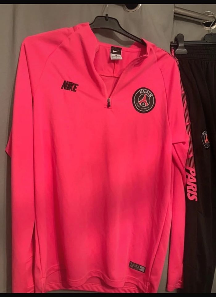 Survêtement de foot PSG - photo numéro 2