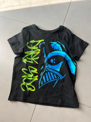 T shirt star wars 5/6 ans neuf