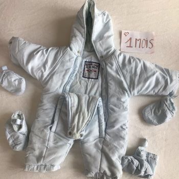 Combinaison neutre bébé 1 mois