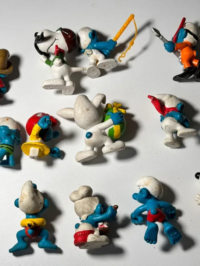 Lot de figurines divers schtroumpfs, snoopy vintage peyo bd - photo numéro 6