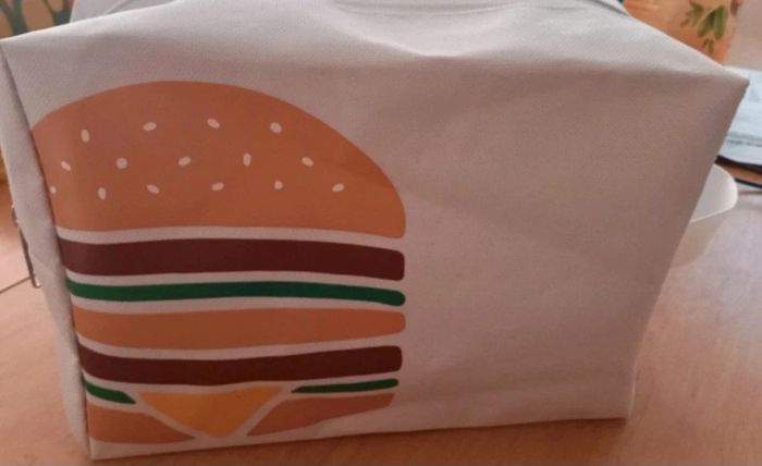 Trousse big mac du mcdonalds - photo numéro 5