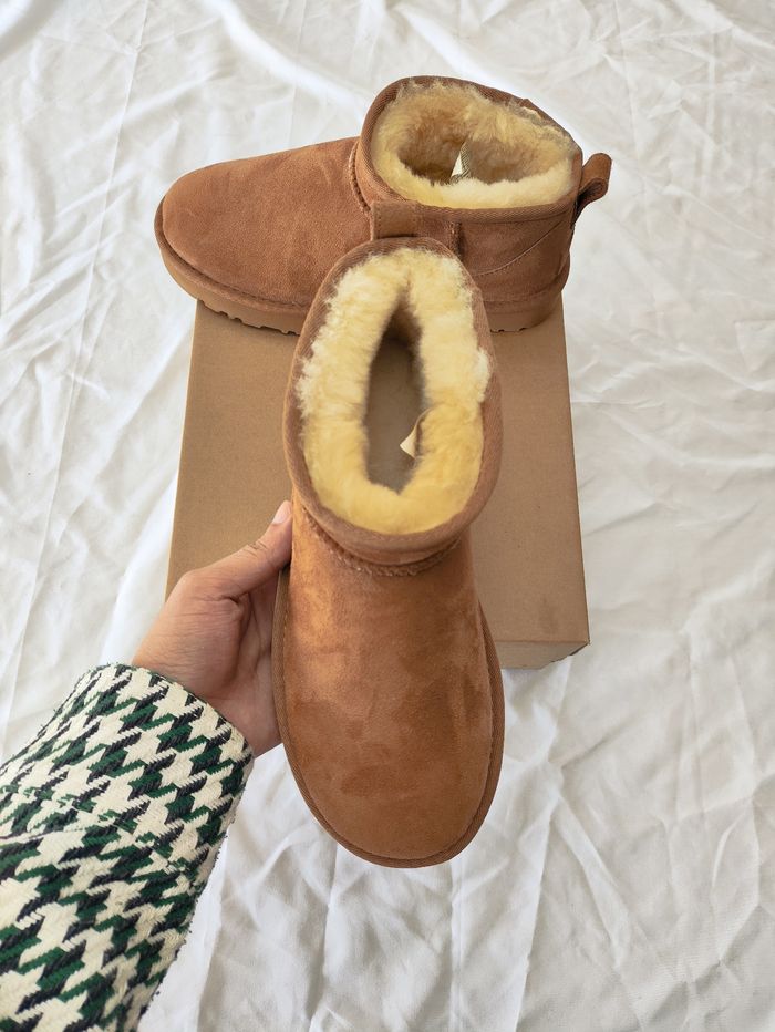 Bottes de neige Ugg mini  Taille : 39 - photo numéro 3