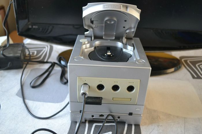 Gros lot Nintendo gamecube + gameboy player + 16 jeux + cd player jap NTSC - photo numéro 10