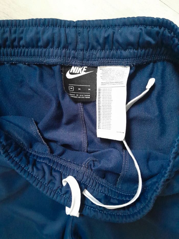 Bas de jogging Nike taille m - photo numéro 3