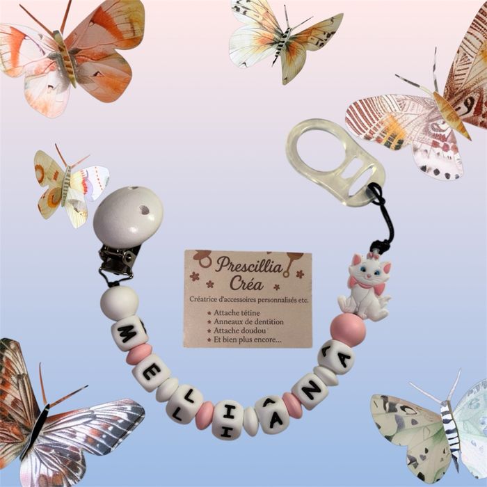 Attaches tétine accessoires bébé personnalisée anneaux de dentition etc Disney vintage rare créations créatrice - photo numéro 2