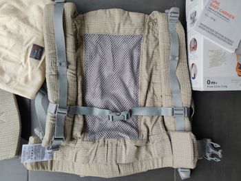 Porte bébé Love and Carry One Plus Cool Cardamon Dernière Version