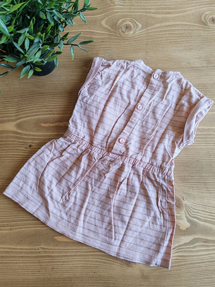Robe rose Pâle à rayure Kiabi 9 mois 🌸 - photo numéro 2