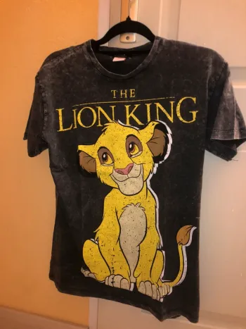 tee shirt disney bershka roi lion simba
