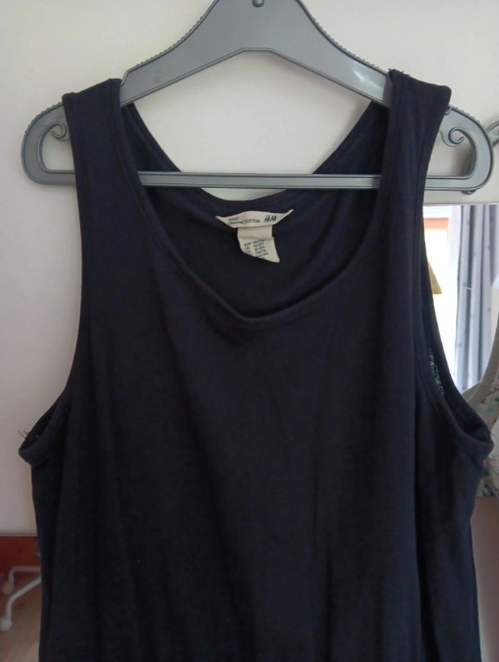 Robe été noire et débardeur fines bretelles - photo numéro 4
