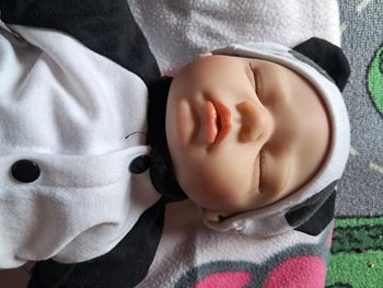 Bébé rebord
