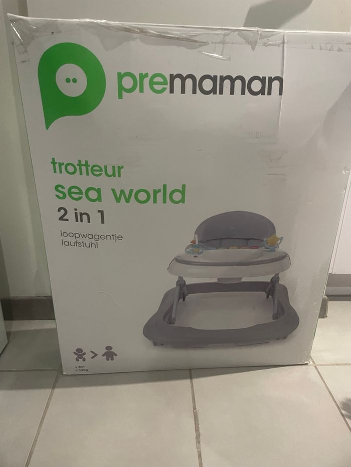 Trotteur sea world - photo numéro 2