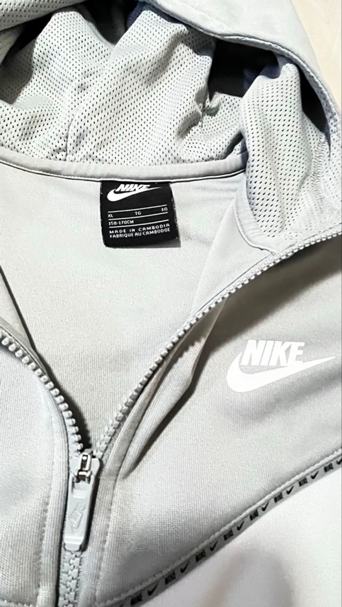 Sweat Nike - photo numéro 2