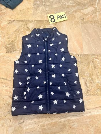 C’est sans manches 8 ans