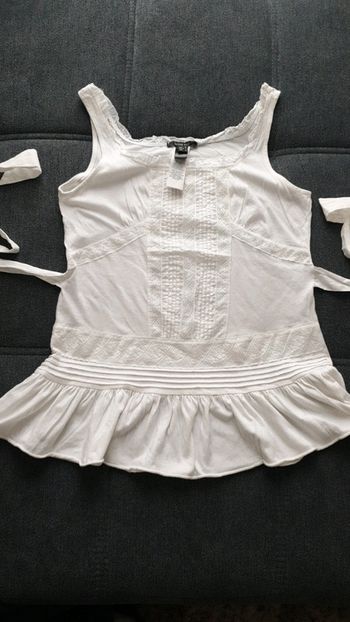 Top débardeur blanc avec dentelle taille M marque Mango