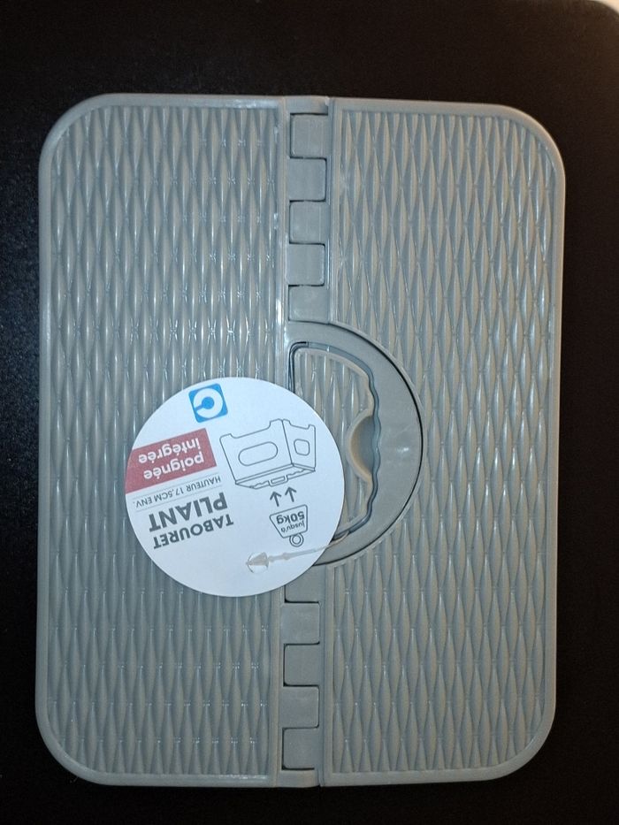 Tabouret pliable neuf  ( idéal enfant) - photo numéro 4