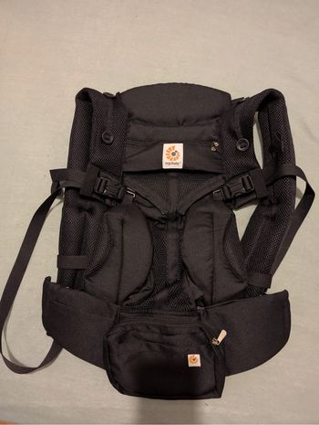 Porte bébé Ergobaby Omni 360 cool aire Mesh