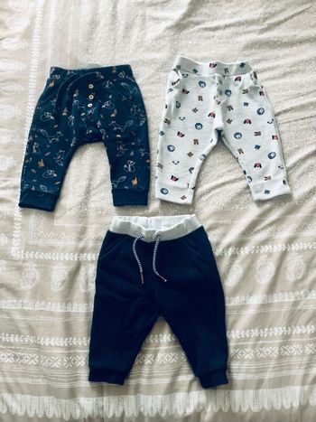 Lot de vêtements de Marques pantalons + hauts