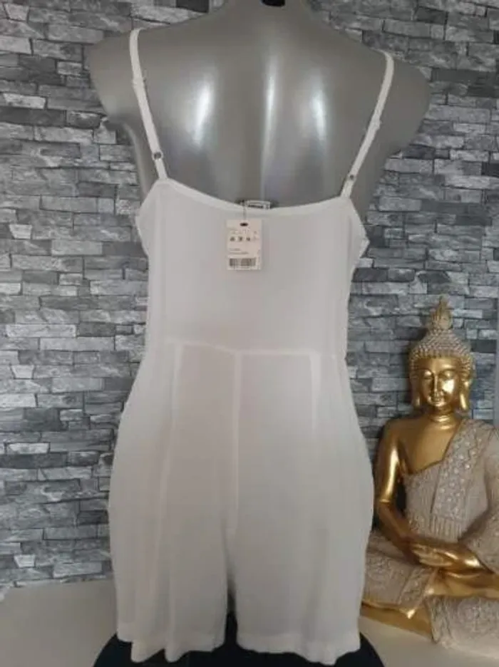 Combi short Taille 40 - photo numéro 2