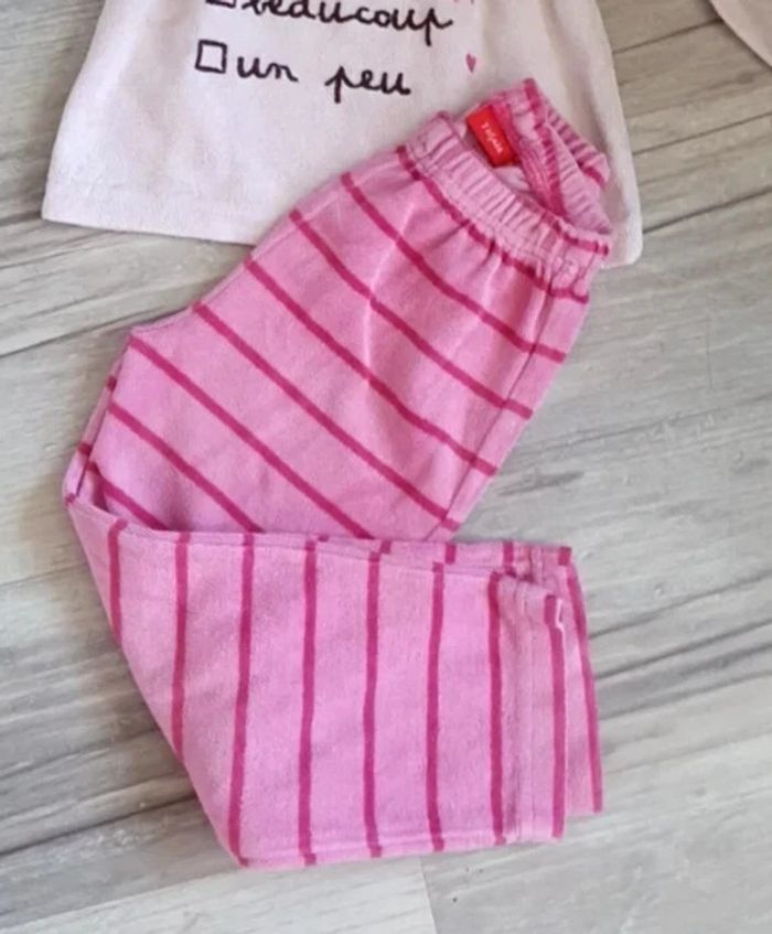 Beau pyjama hiver Tissaia T: 2 ans - photo numéro 3