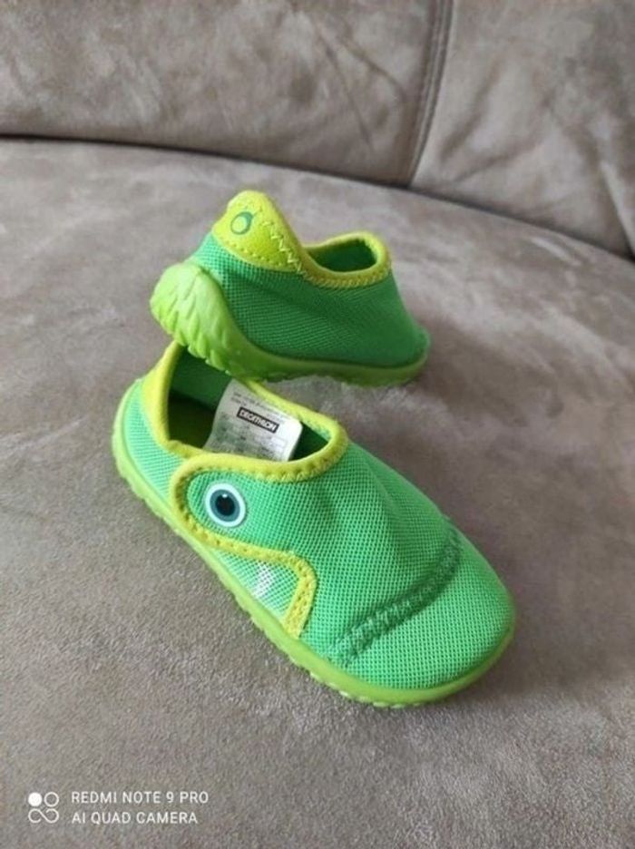 Chaussons de piscine taille 22/23 13.4 - 14