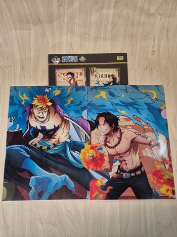 Set 2 pochettes à coin One Piece Ichibankuji "Memorial Log" : Ace & Marco