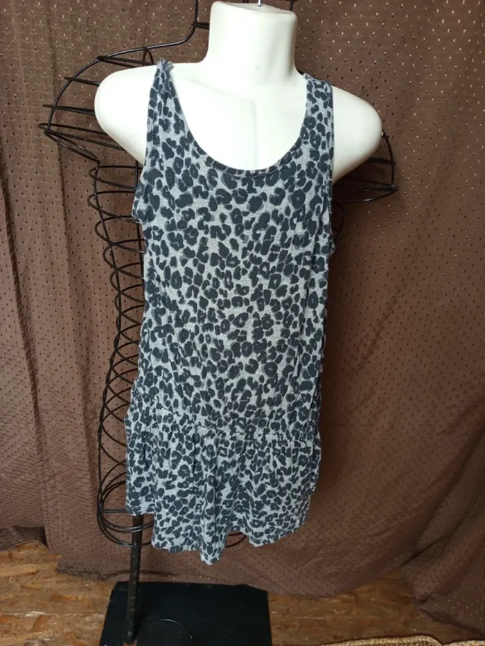 Combinaison short taille 10/11ans