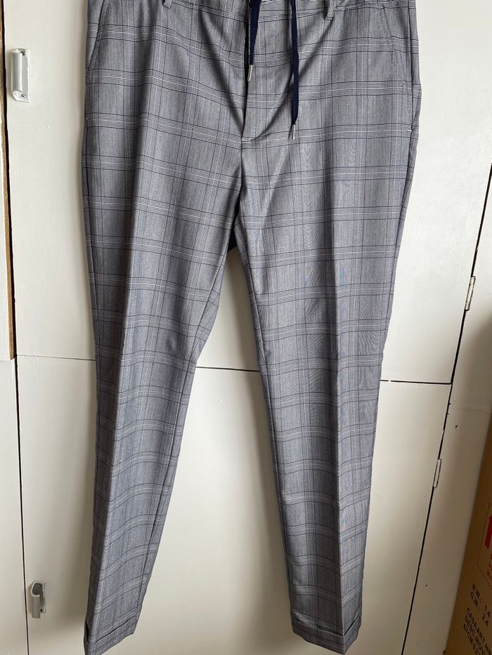 Lot 3 pantalons ton gris - photo numéro 2