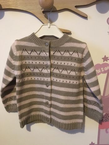 Gilet bébé fille taille 6 mois