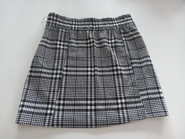 Jolie jupe à carreaux Bershka