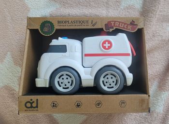 Camion ambulance,  Truck,  Neuf