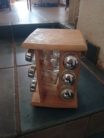 Présentoir à épices