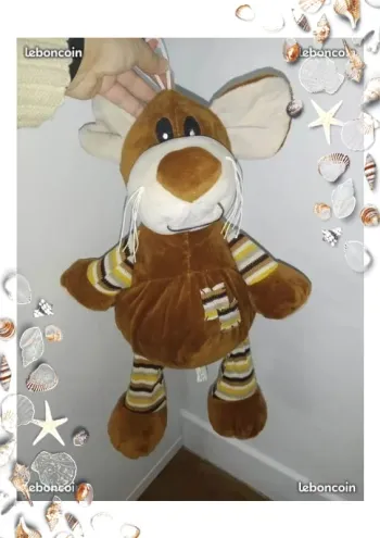 Peluche souris marron