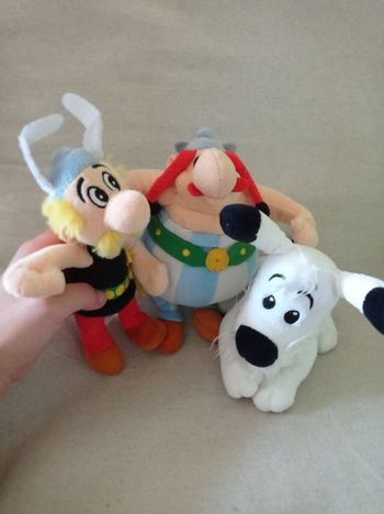 Lot 3 peluches Astérix