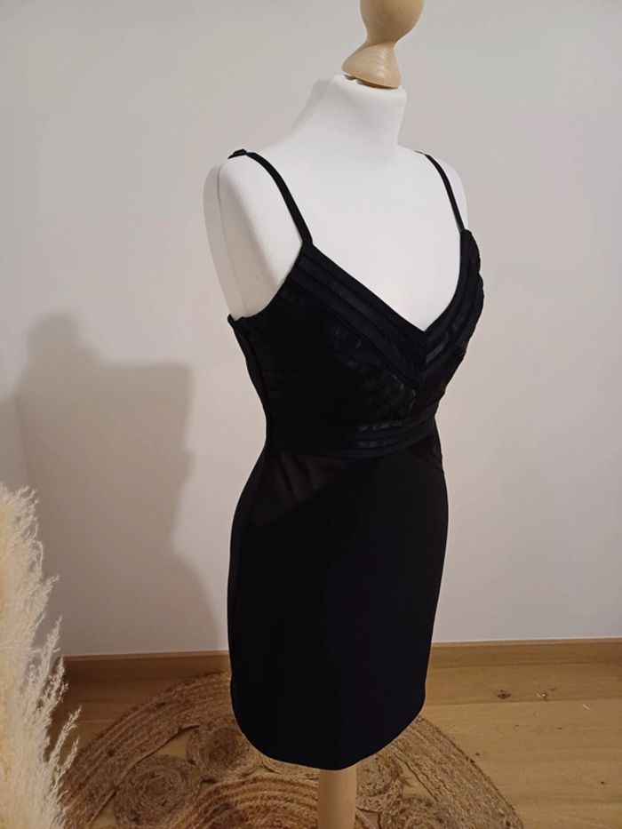 Robe chic noire Lipsy taille XS 34