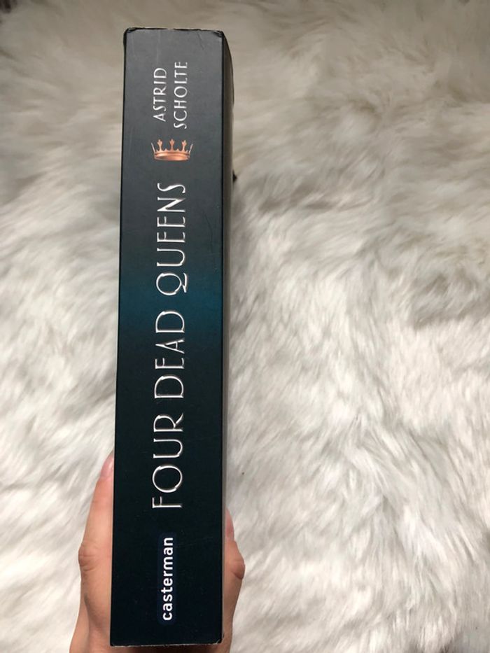 Livre "four dead queens" - photo numéro 2