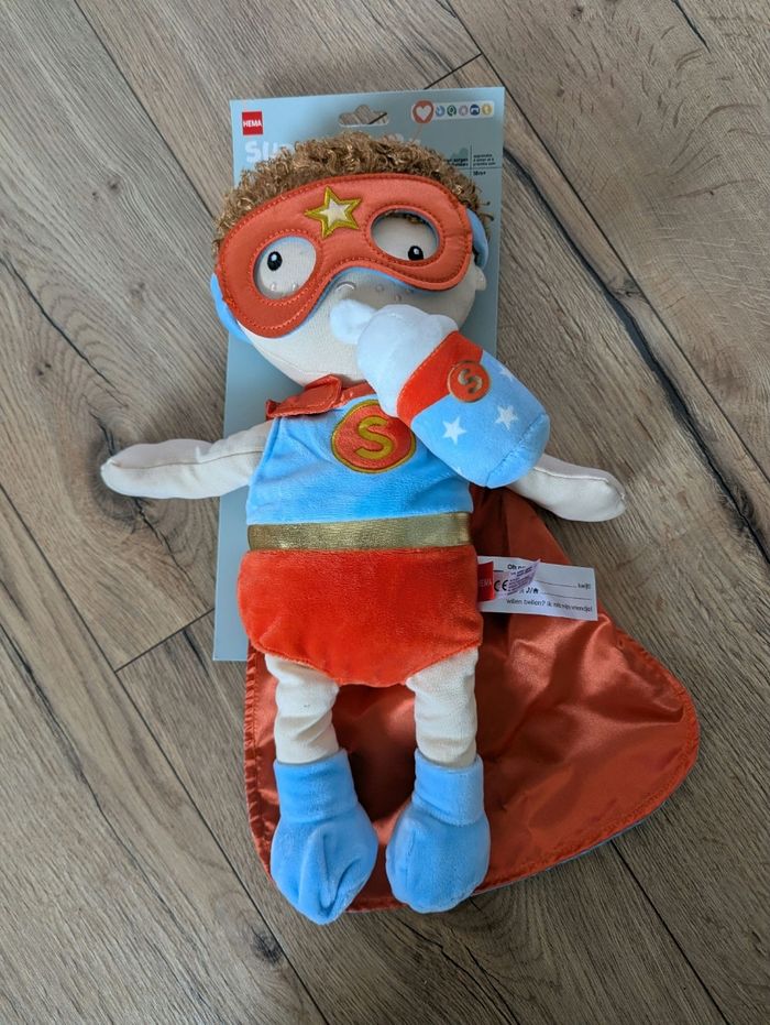 Poupée tissu / poupon super heros NEUF - photo numéro 3