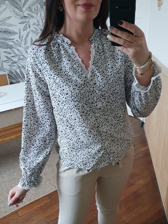 Blouse fluide fleurie Annecy Taille S - photo numéro 2