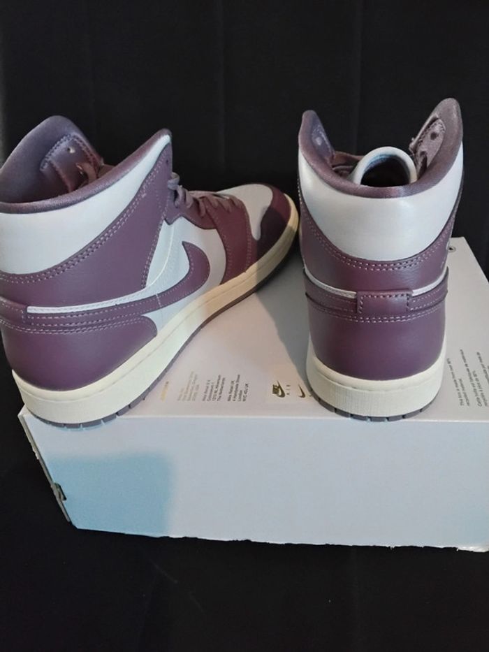 Baskets Nike Air Jordan - photo numéro 3