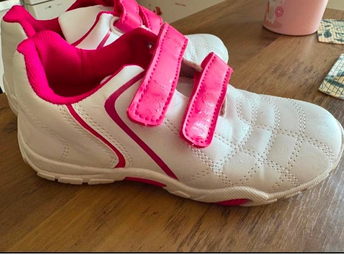 Baskets fille taille 30 - photo numéro 4