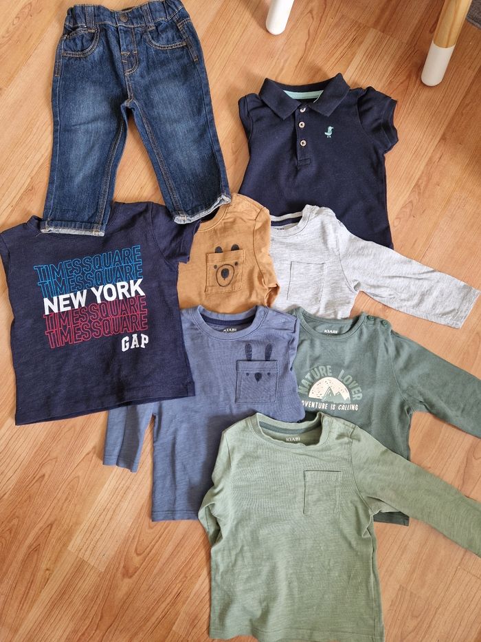 Lot vêtements 12 mois