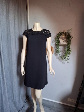 Robe noire dentelle Zara