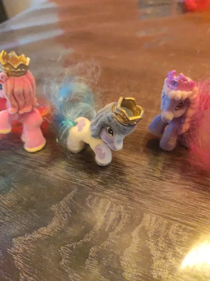Figurines Filly Royale Swarovski (lot 13) - photo numéro 3