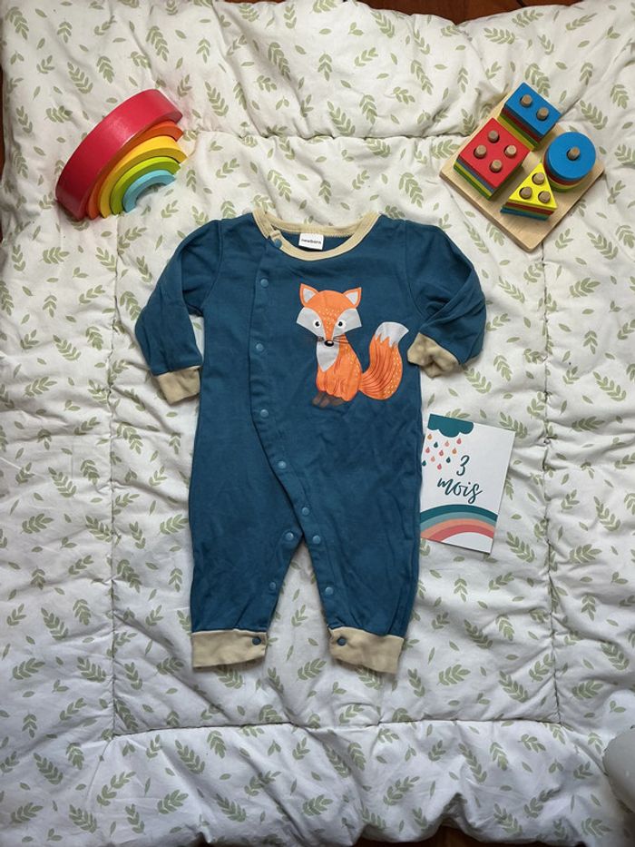combinaison sans pieds ouverture devant dessin renard devant bleu newborn