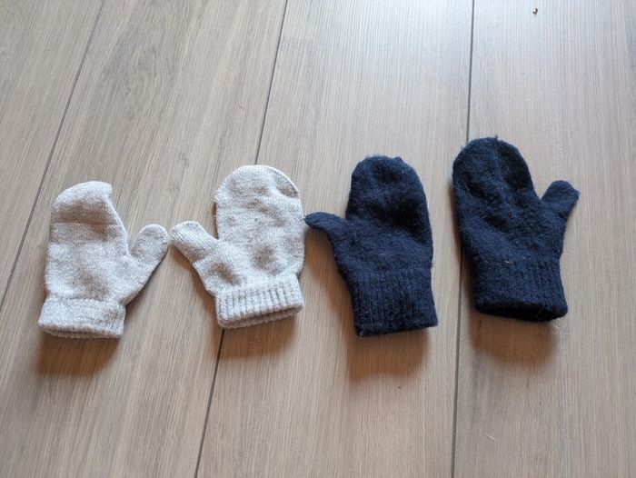 Lot deux paires de moufles en laine 9-18 mois mixte